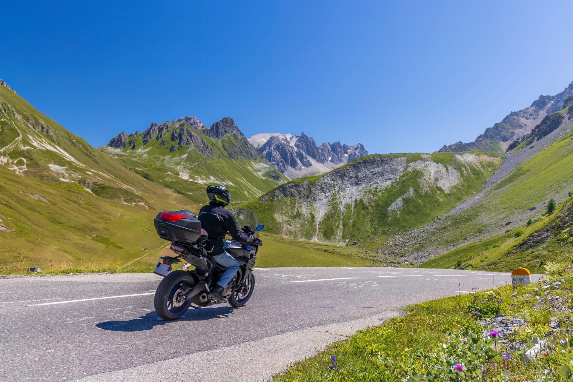 Zielona Karta na motocykl – w jakich krajach jest potrzebna i ile kosztuje